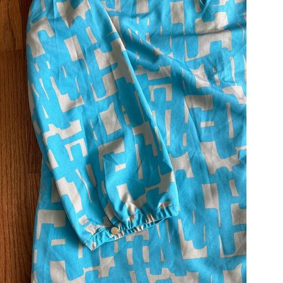 Tahari Graphic Print Crepe de Chine Shift Dress, Keyhole, Turquoise, size 14W - Picture 9 of 14